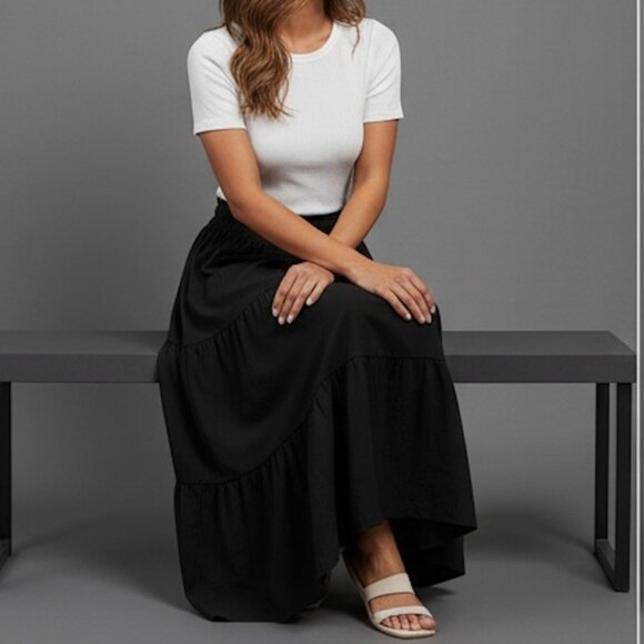 Black Boho Tiered Ruched Skirt - Picture 2 of 11